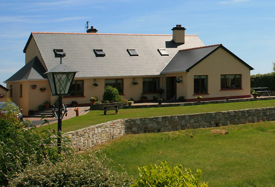 Rush Lake House B&B and garden in Roundstone, Connemara